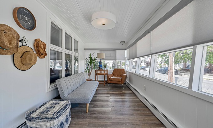 St. Leonard's Tract Casa | Special 2 Bedroom Beach Cottage