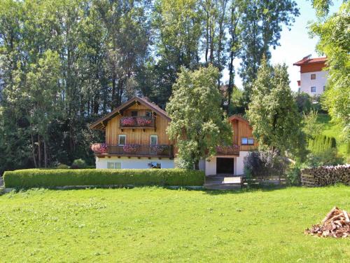 Angerberg Apartamento | Special Apartment in Walchen with Private Terrace
