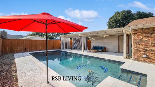 Northeast Carrollton Casa | Spectacular 4BR 2,5BA Holiday Home with Pool and Grill