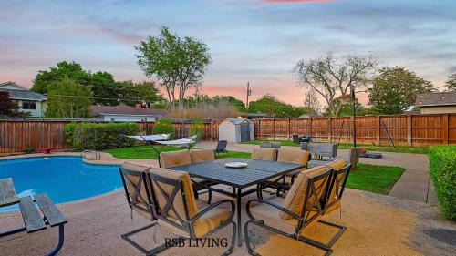 Far North Dallas Casa | Spectacular 6BR 2,5BA Holiday Home with Pool