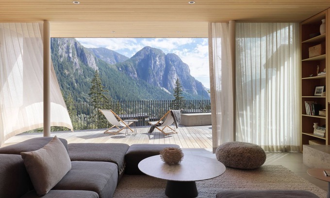 Squamish Casa | Spectacular Architectural Home with Mountain + Ocean Views
