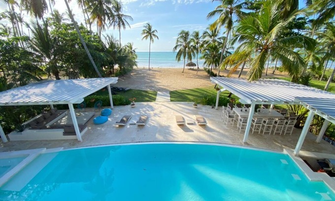 Puerto Bahia Villa | Villa de lujo en la playa con 11 hab, 12 baños, 23 personas, piscina, jacuzzi ,.