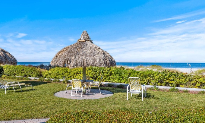 Sand Key Apartamento | Spectacular Clearwater Beach Condo!