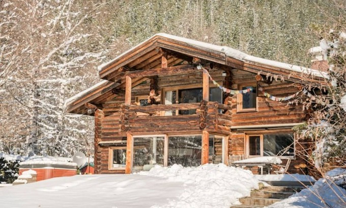 Les Tines Chalet De Esquí | Spectacular chalet in chamonix - 5 en-suites and sauna
