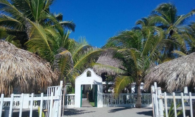El Porvenir Casa | Spectacular frontbeach house