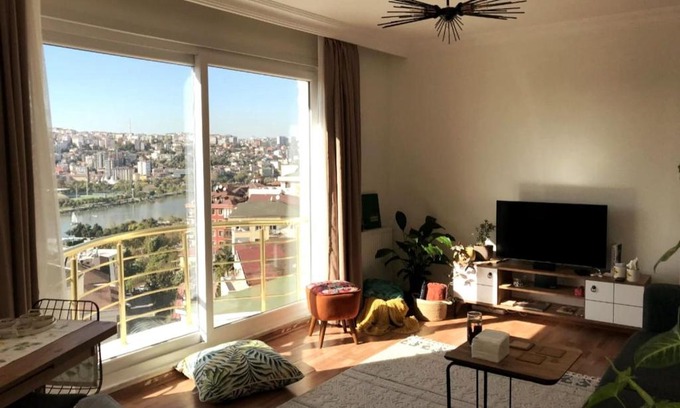 Beyoglu Apartamento | Spectacular Golden Horn view/ central location 2+1