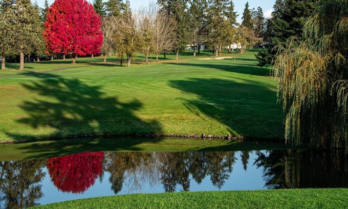Corvallis Complejo | SPECTACULAR GOLF CLUB "STAY & PLAY PACKAGE"