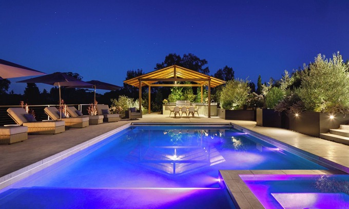 Healdsburg Otro | Spectacular Healdsburg Manor-4BR/4.5BA, POOL+2 SPA!