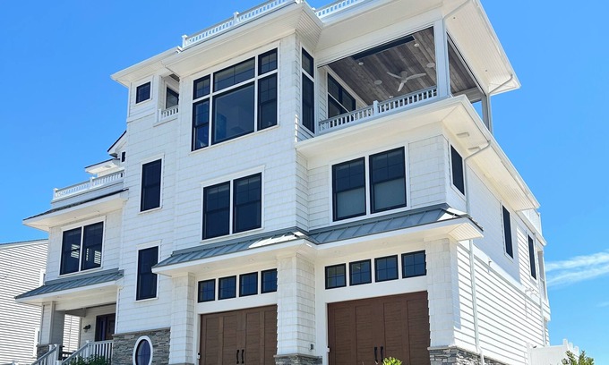 South Beach Haven Casa | Spectacular LBI Oceanfront Escape - newly renovated