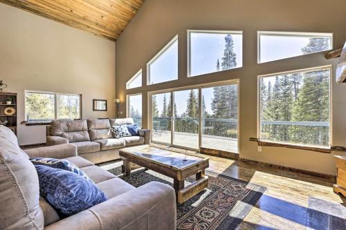 Valley of the Sun Casa | Spectacular Mountain Home with Hot Tub and Endless Decks - Elk Ridge