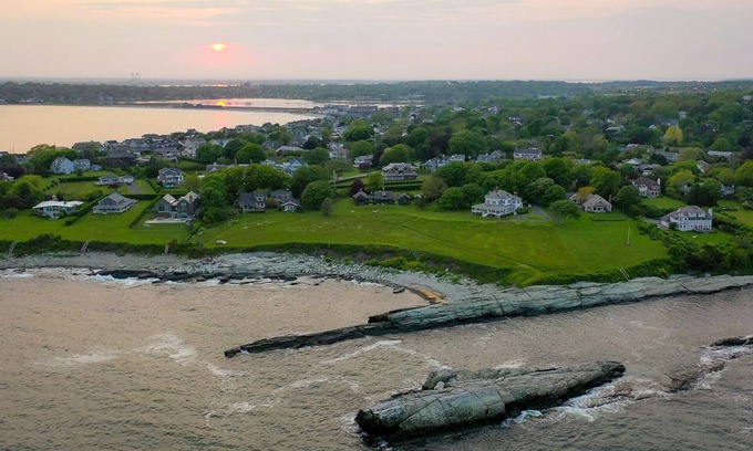 Easton's Point Casa | Espectacular propiedad frente al mar con piscina privada