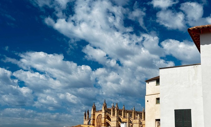 Monti-Sion Casa | Spectacular rooftop with cathedral views and BBQ