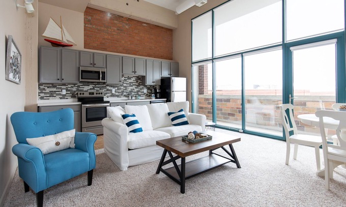 Sandusky Condominio | Hermosa escapada frente al mar para cuatro!