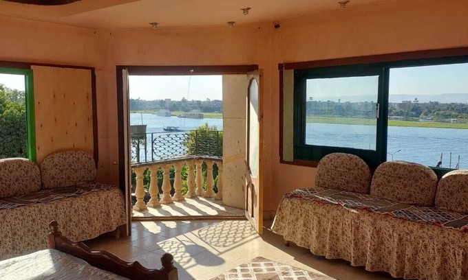 Nile River Luxor Apartamento | Spectacular view across the Nile, amazing location, Charming 2-bedroom apartment