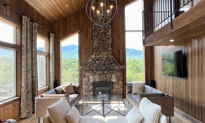 Wilmington Casa | Spectacular Views, Private River Access Home