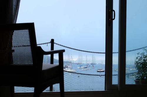 Mylor Churchtown Apartamento | Spectacular Waterfront Views With Parking At 'Mariners Mirror'