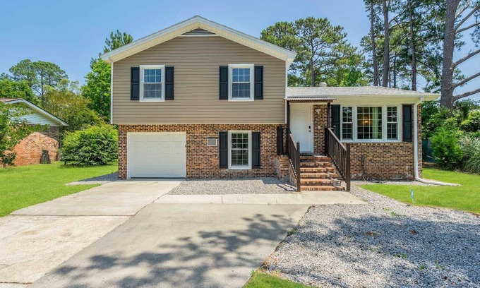 Myrtle Beach Casa | Spectacularly Spacious Family Getaway Plus Pet Friendly