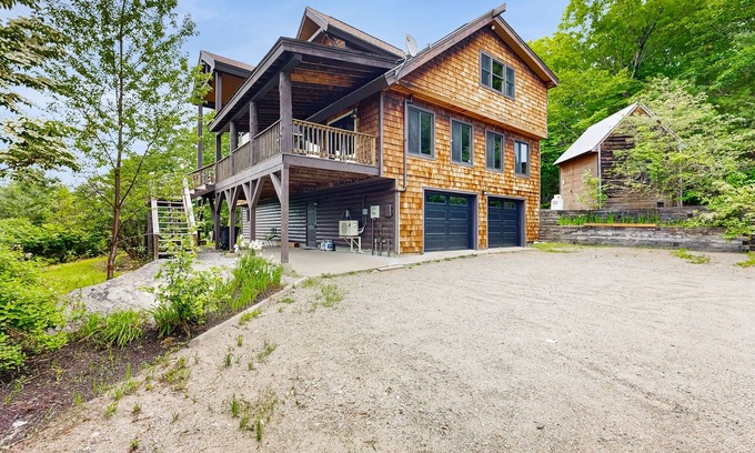 Silver Lake Casa | Spectacularly updated family mountain lodge w/deck & amazing views