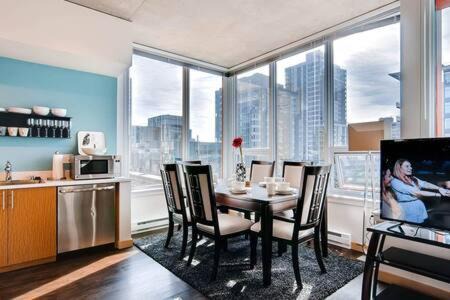 Belltown Apartamento | Speechless In Seattle - #1 Location - 2BR - Free Parking - VR1