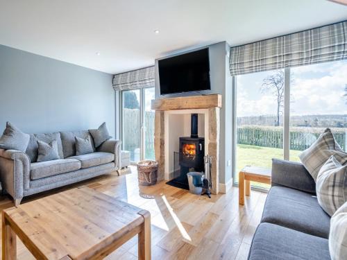 Linlithgow Casa | Speed The Plough- Uk43631