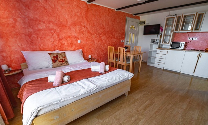 Radovljica Apartamento | Špelca at Slovenian Traditional Guesthouse