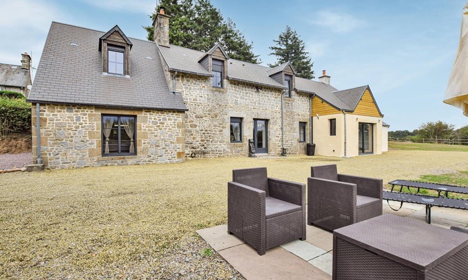Le Gast Casa | Alojamiento de 5 habitaciones en Courson