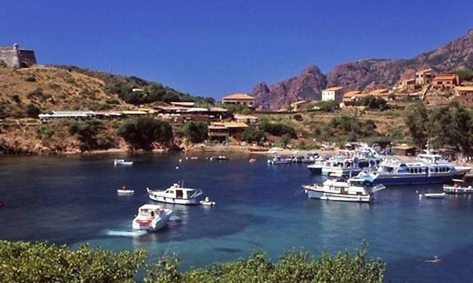 Osani Apartamento | Spend exceptional holidays in a protected village , by the sea