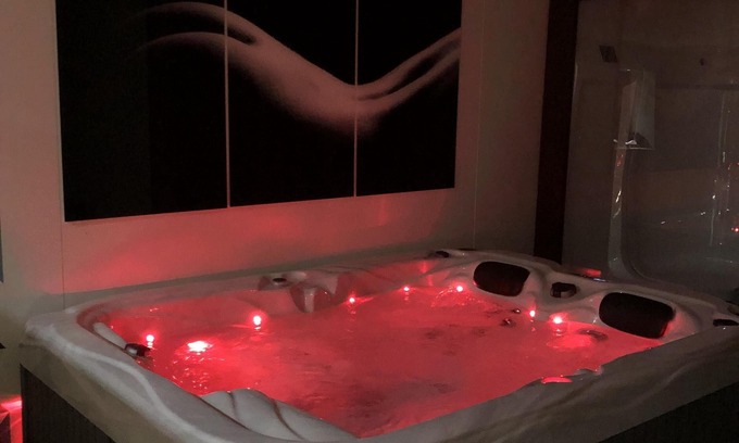 Mouscron Apartamento | Pase la noche en un spa privado para parejas con sauna hammam jaccuzi