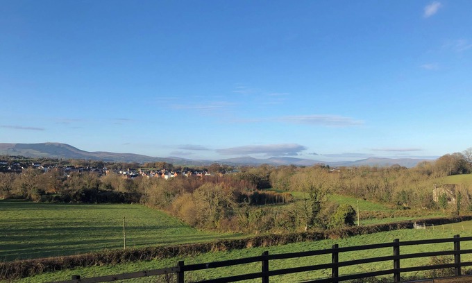 Magherafelt Casa | Sperrinview House - Lovely Retreat Sleeps 8