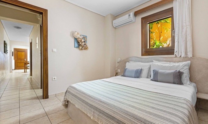 Agii Anargiri Apartamento | Spetses Center Comfy Apartment 2