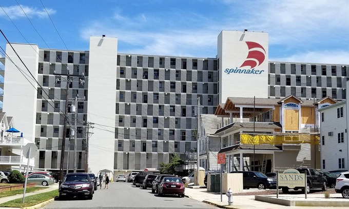 Sea Isle City Condominio | Spinnaker 2 Bedroom 2 Bath Condo. Elevator