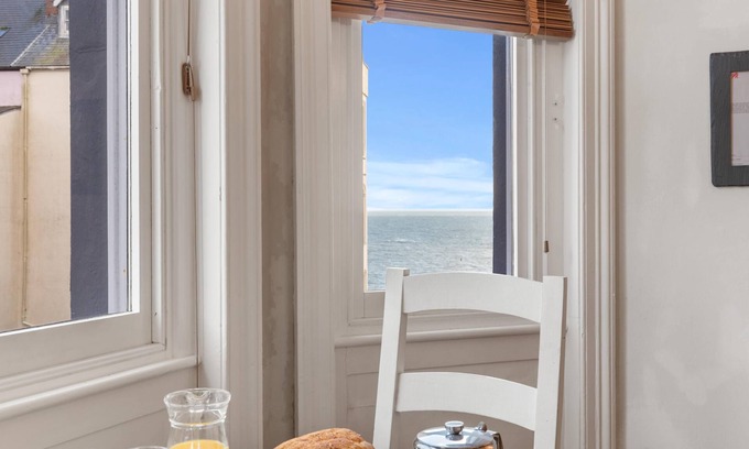 Tenby Apartamento | Spinnaker - Close to Town Sea Views