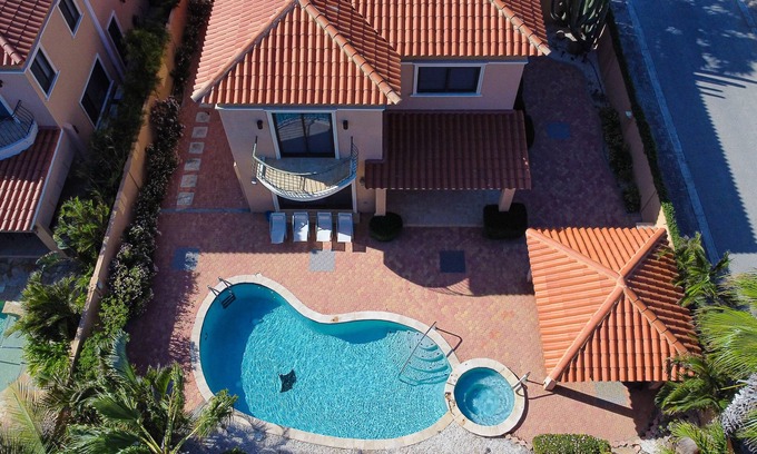 Kamay Casa | Splendid 3 bedroom house with beauttiful pool