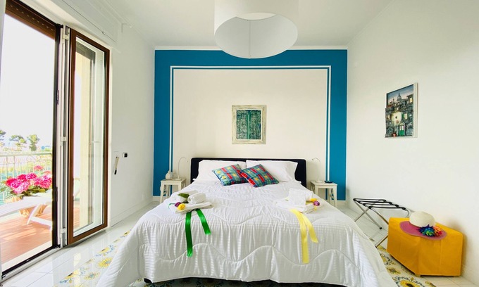 Sorrento City Centre Apartamento | Splendid apt with beautiful sea view in Sorrento center near the beach