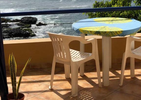Praia Apartamento | Splendid Guest Suite with Separate Private Ocean View Terrace