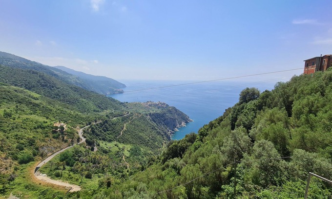 San Bernardino Apartamento | ☆ Splendid Sea View and Relax ☆ Family / Couple HOMY 5 TERRE