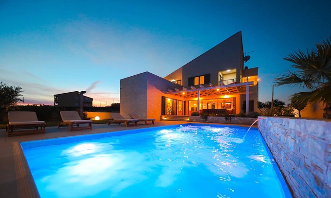 Poljica Villa | Espléndida villa en Poljica Brig con piscina privada