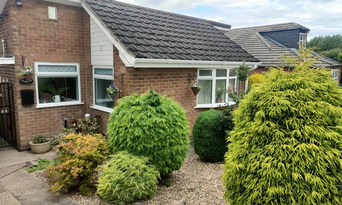 Skegby Casa | Split Level Bungalow - Sleeps4 - Close to walks