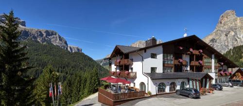Corvara in Badia Hotel | Sporthotel Panorama