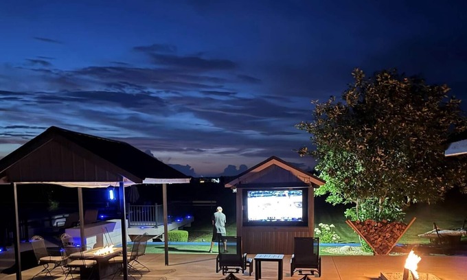 Sheridan Casa | Sports Paradise @ Westfield Grand Park & Chatham