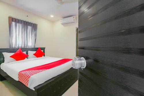Hyderabad Hotel | SPOT ON Pnd Complex
