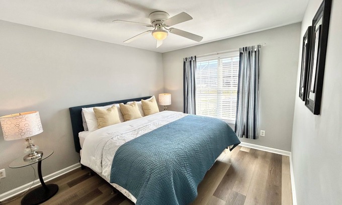Kipling Casa | Spotless Townhome 3 Bed 4 Bath with First Floor Master Close to Campbell