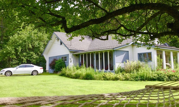 Wilmington Otro | Extendiéndose, Dream Farmhouse en 5 acres escénicos cerca de Mount Snow, Lake & Town
