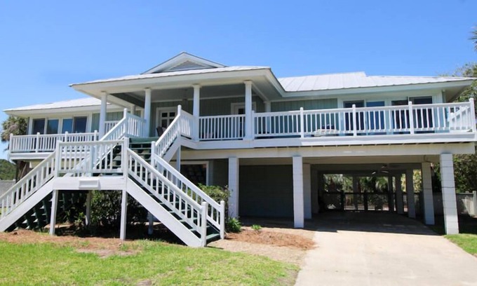 Saint Helena Island Cabina | Sprawling Ocean View Home w/ Massive Deck, Private Pool, & Incredible Views