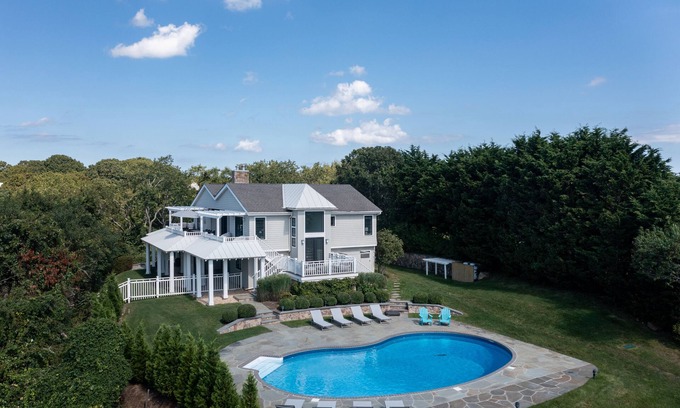 Montauk Casa | Sprawling Waterviews- Spacious Luxury Designer Home- Pool