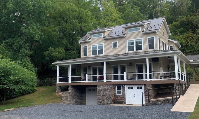 Bellefonte Casa | Spring Creek stream front - steps to world class fly fishing and minutes to PSU.