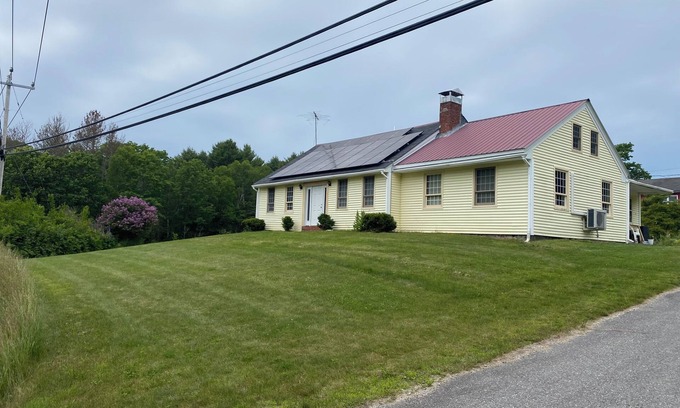 Surry Casa | Spring Oak Farm 3-bedroom house in Surry close to Acadia Nat'l Park