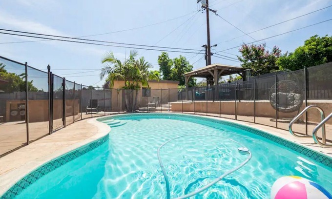 Spring Valley Casa | Spring valley pool house