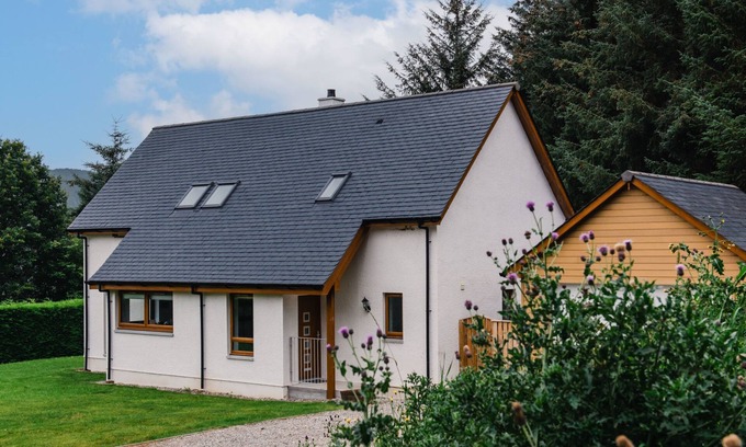 Drumnadrochit Casa | Springbank Lodge by Interhome