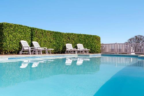 Newton Saint Cyres Casa | Springfield Deer View - Private Hot Tub , Communal Swimming Pool & Fishing Nearby 2 Dogs Max